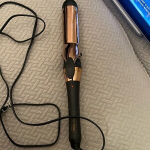NEW Conair Infinity Pro hair curler